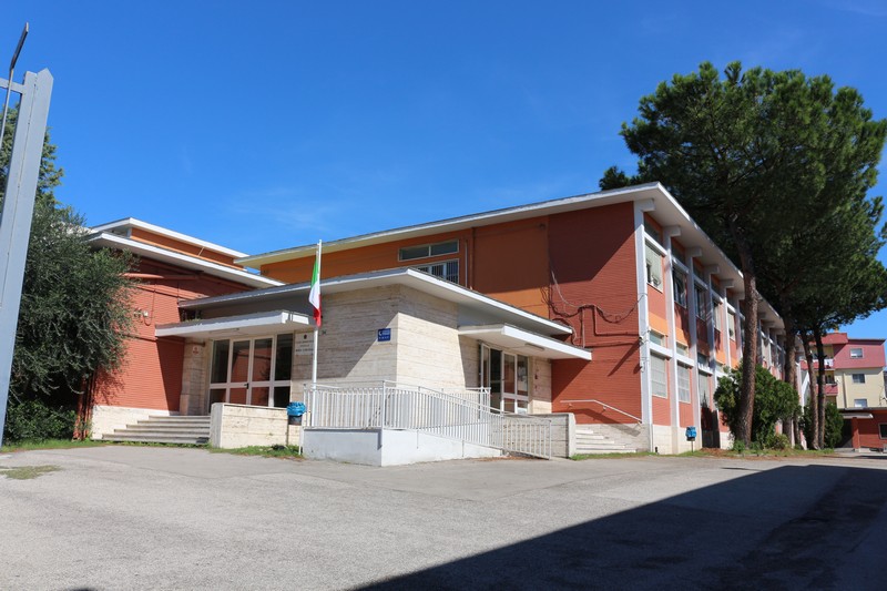 Liceo Scientifico Statale "N. Cortese"