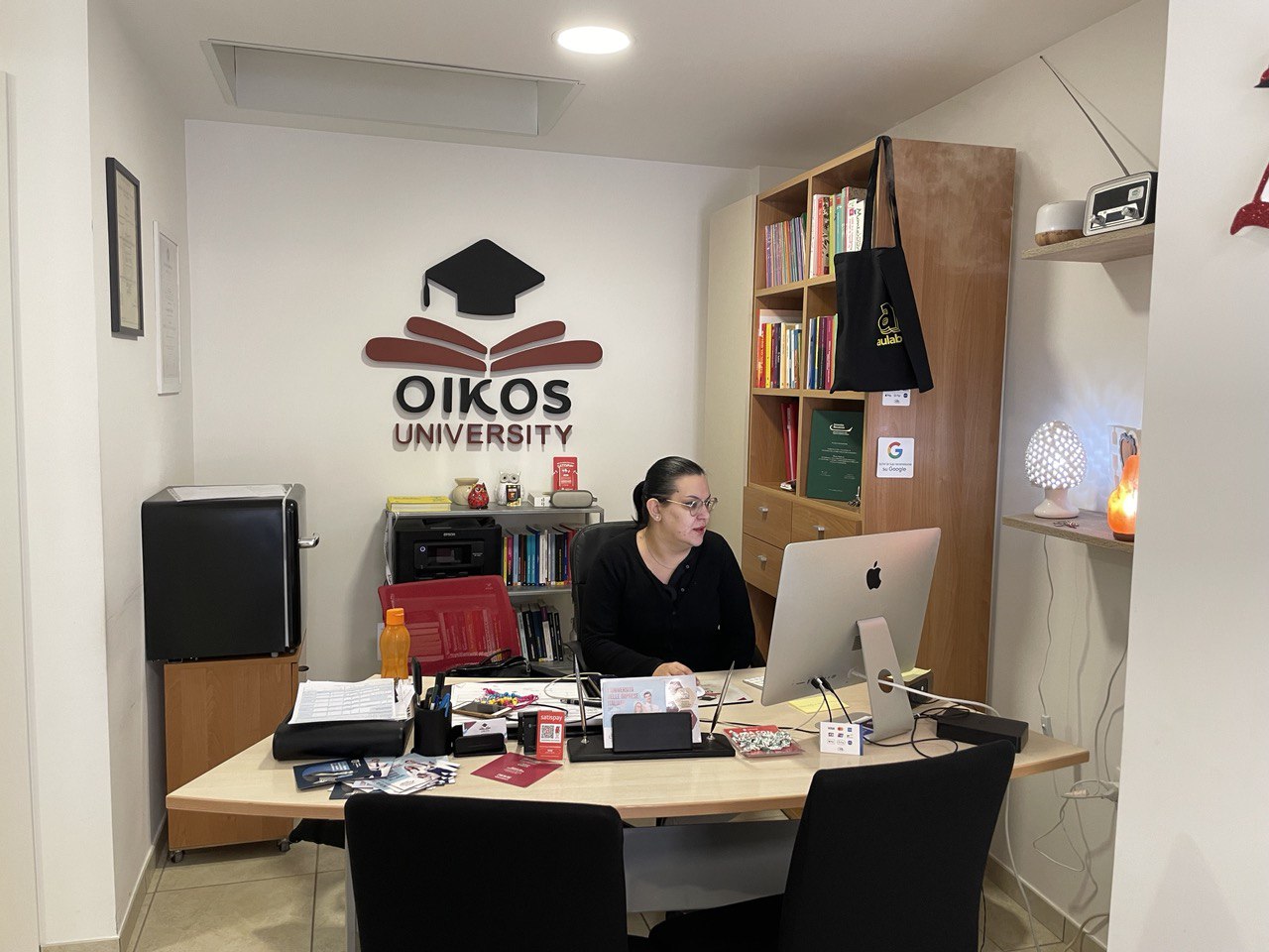 Oikos University